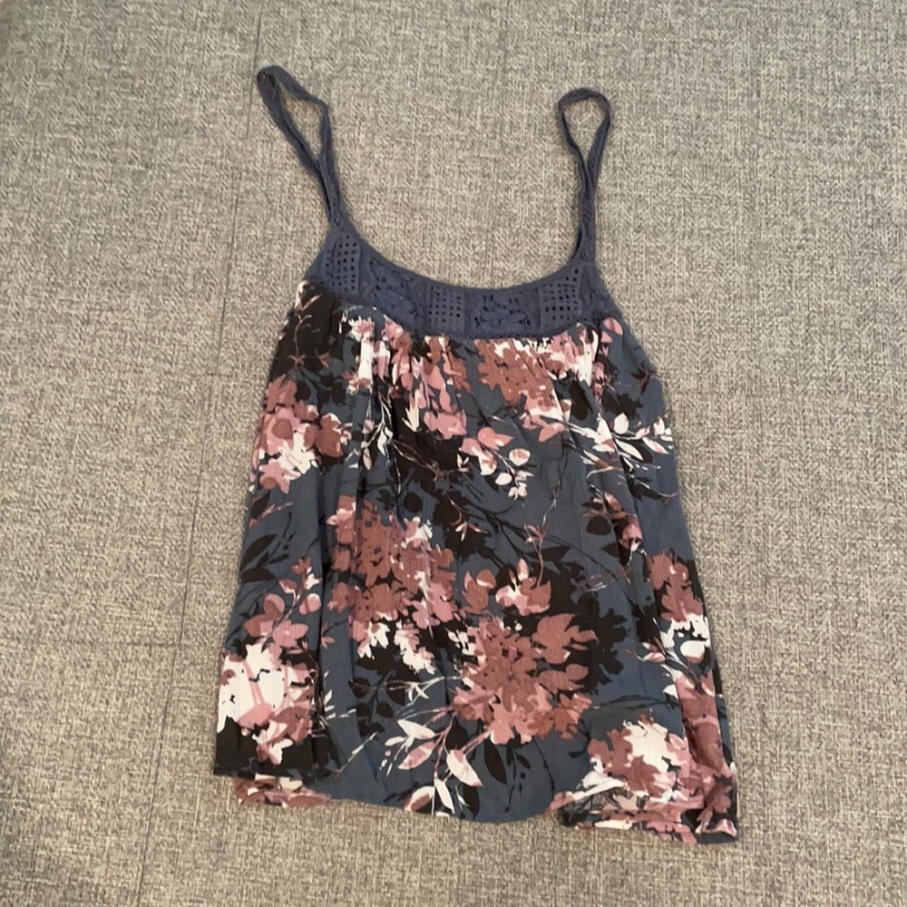 Floral tank